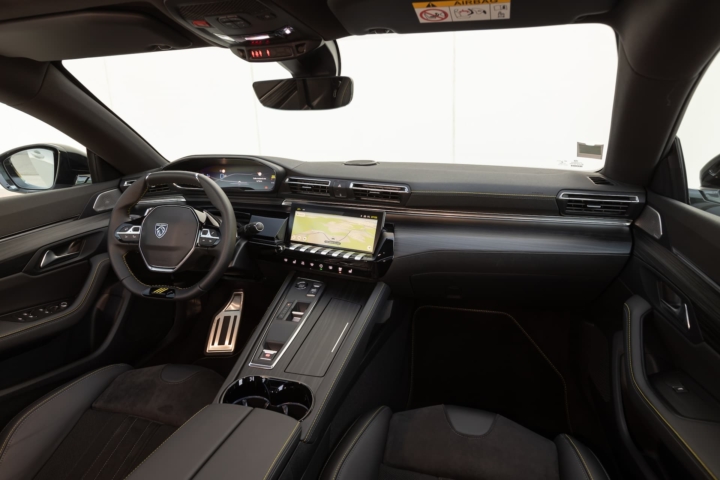 508-PSE-hybride-berline-drome-26000