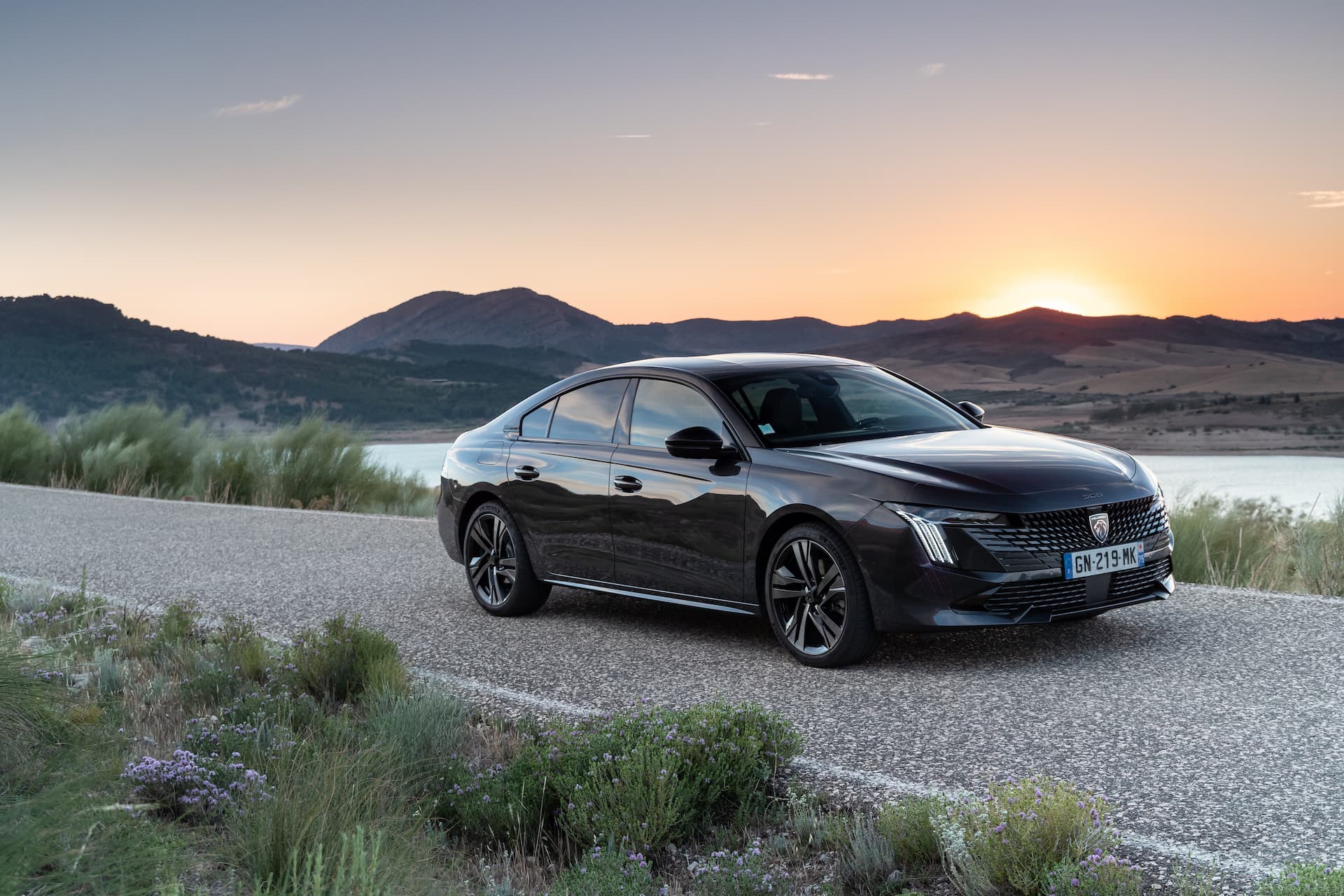 drome-508-peugeot-hybriderechargeable