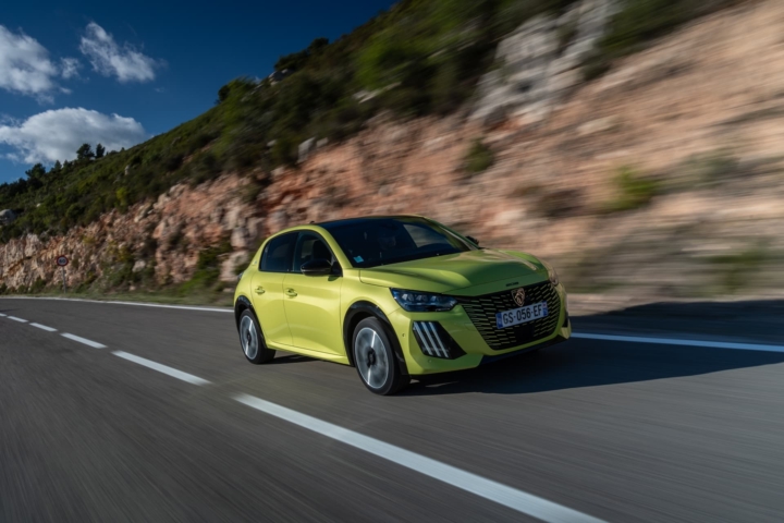 PEUGEOT_E208-valence-drome-compacte