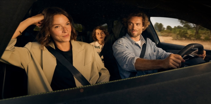 break-electrique-familial-peugeot-e308sw-location-drome