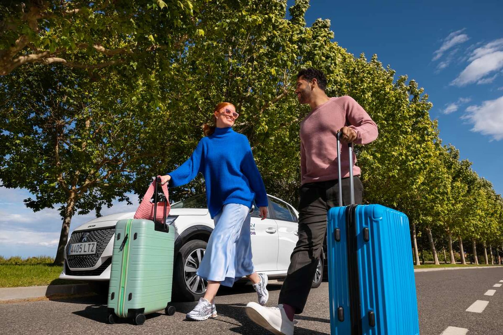 location-voiture-peugeot-free2move-voyage-valise-valence-drome